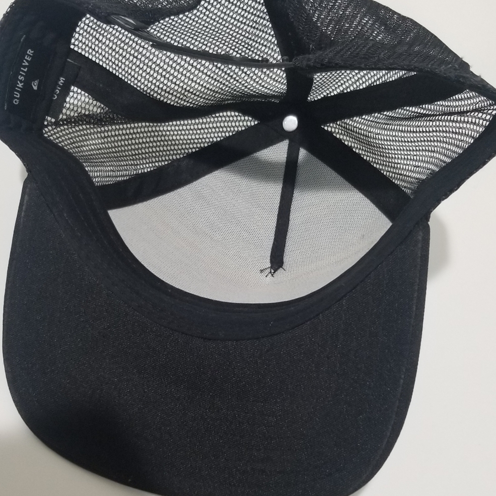 Quicksilver cap - Picture 3 of 4